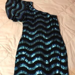 One shoulder sequin dress